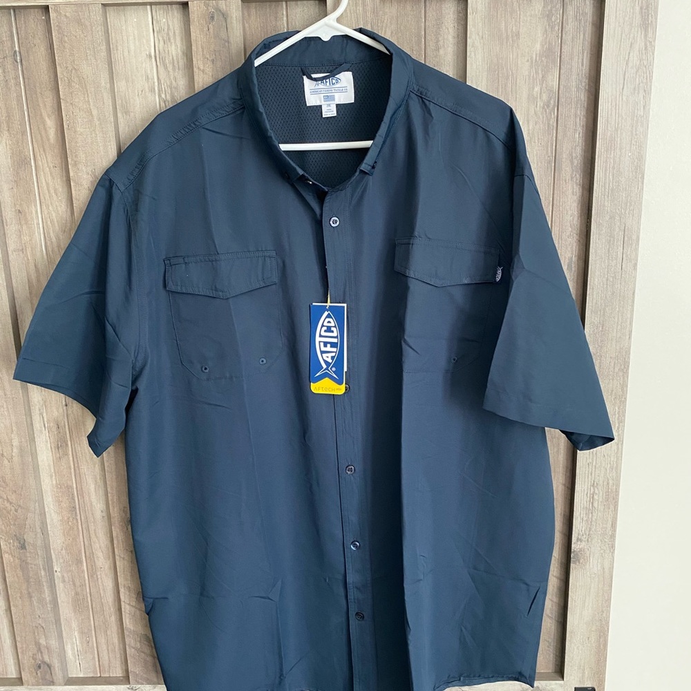 AFTCO Mens Navy Button Down Shirt NWT